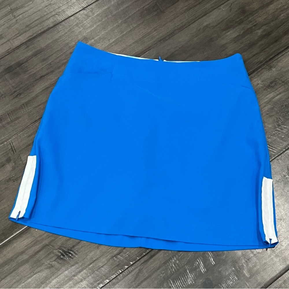 Nike Golf Dri-Fit Vibrant Blue Skorts - Size 8
